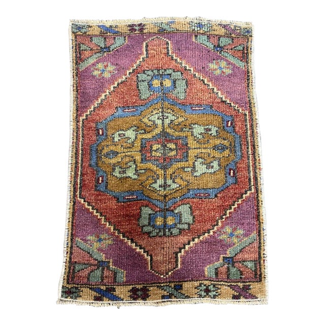 Turkish Yastik Rug 1'6" x 2'4" For Sale