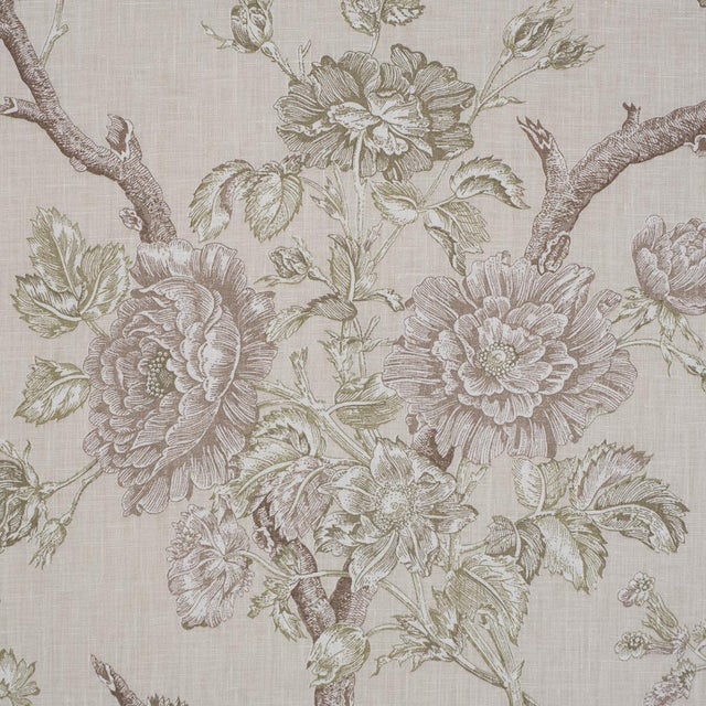 Traditional Sample - Schumacher Inverness Garden Fabric In Ivory For Sale - Image 3 of 5