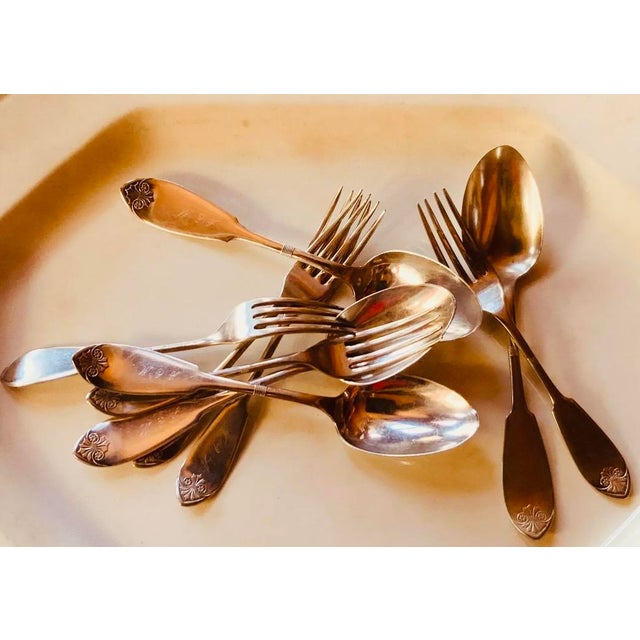 1884 French Pattern Rogers American Silverplate Flatware Set - 9 pcs For Sale - Image 14 of 18