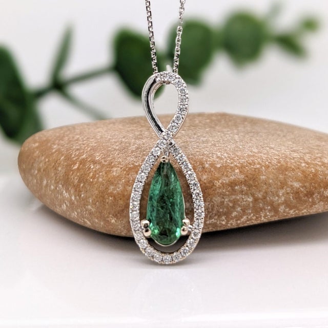 1ct Green Tourmaline Pendant W Earth Mined Diamonds in 14k White Gold | For Sale - Image 4 of 8