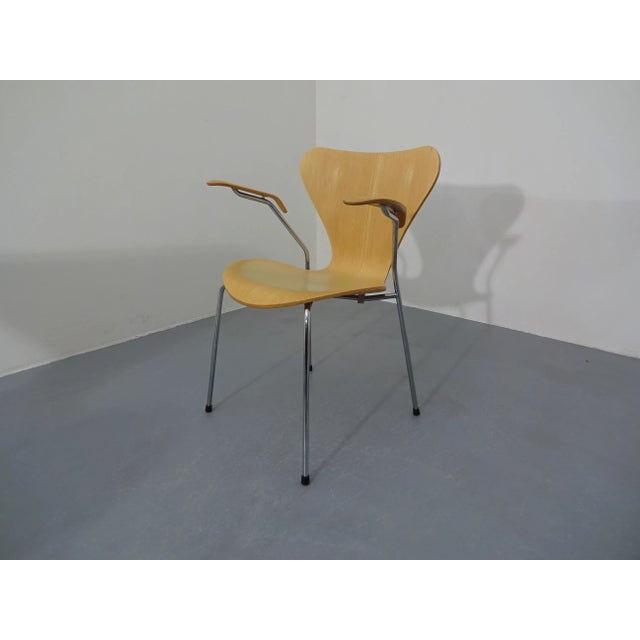 Danish 3207 Armchair by Arne Jacobsen for Fritz Hansen, 1991 For Sale - Image 17 of 18