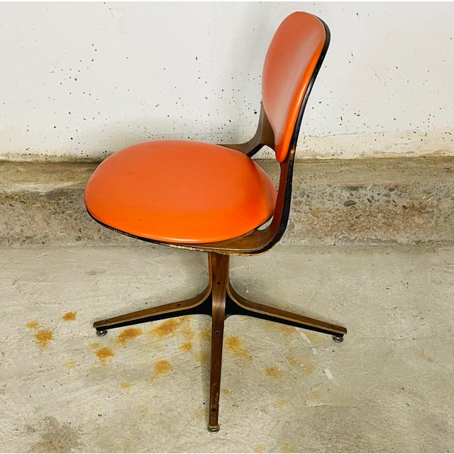 Mid-Century Modern 1960s Dining Room Chair by George Mulhauser for Plycraft For Sale - Image 3 of 10
