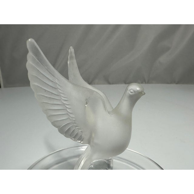 Mid 20th Century Mid 20th Century Lalique Frosted Crystal Dove Ring Tray - Thalie France For Sale - Image 5 of 10