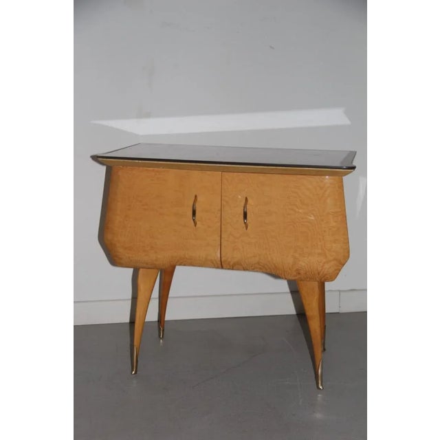 Italian Maple, Brass & Colored Glass Nightstands, 1960s, Set of 2 For Sale - Image 10 of 13