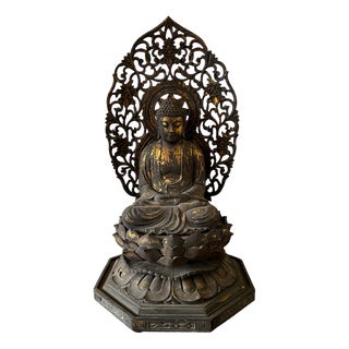 Amida Butsu Bhudha in Carved Wood For Sale