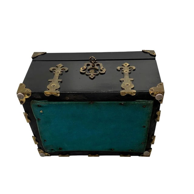 French Antique Box With Brass For Sale In Dallas - Image 6 of 6