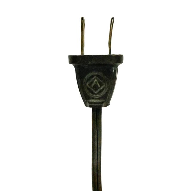Mid-Century Brass Shell Table Lamps With Black Shades - Set of 2 For Sale - Image 12 of 12