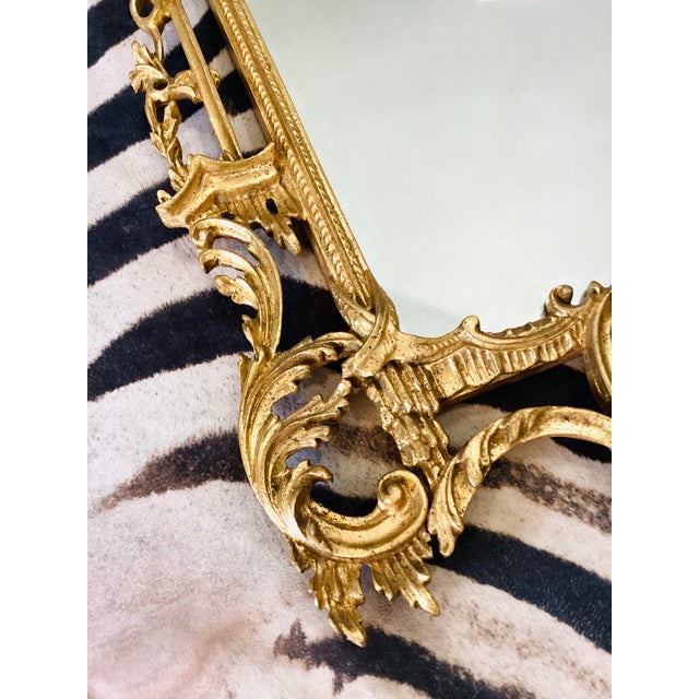 Vintage Italian Gold Gilt Pagoda Carved Wood Chinoiserie / Chinese Chippendale Wall Mirror For Sale - Image 11 of 17