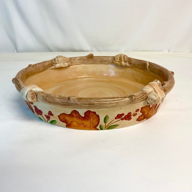 1980s 1980s Vintage Arts & Crafts Faux Bois Fall Pie Dish, Leaves, Berries & Acorns, Halloween & Thanksgiving For Sale - Image 5 of 9