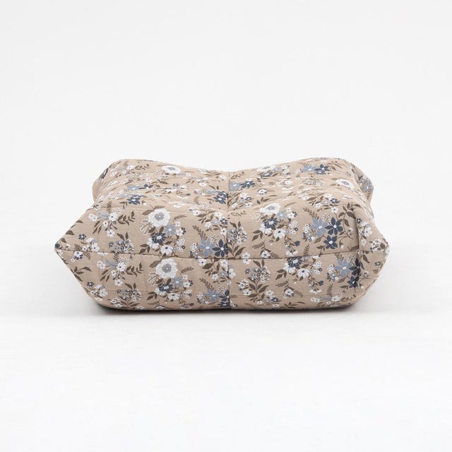 Togo Pouf and 2-Seater Sofa in Pattern by Michel Ducaroy for Ligne Roset, Set of 2 For Sale - Image 11 of 15