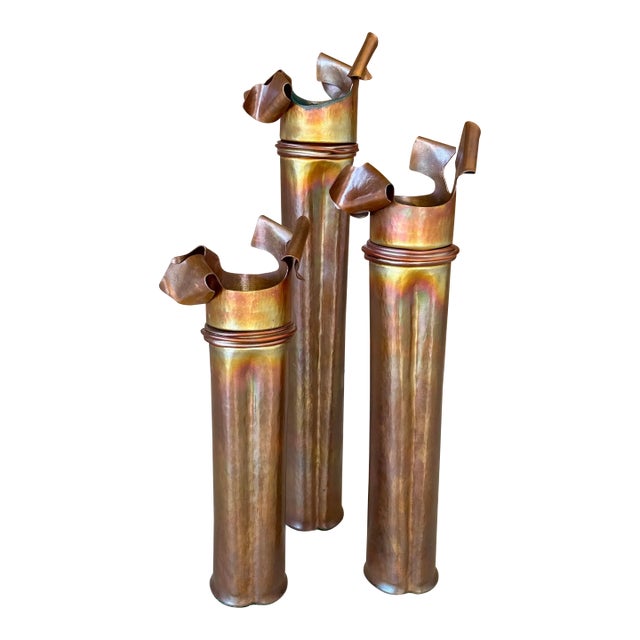 Late 20th Century Set of Three Sculptural Copper Vessels by Thomas Markusen – Signed For Sale