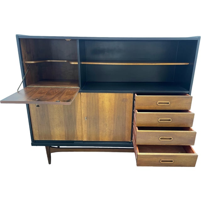 1950s Mid-Century Modern Walnut Storage Cabinet / Credenza With Black Frame, 1950s For Sale - Image 5 of 17