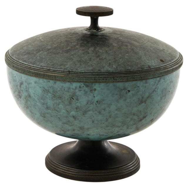 Metal Art Deco Bonbonjaire in Bronze attributed to Nils Fougstedt, 1930s For Sale - Image 7 of 7