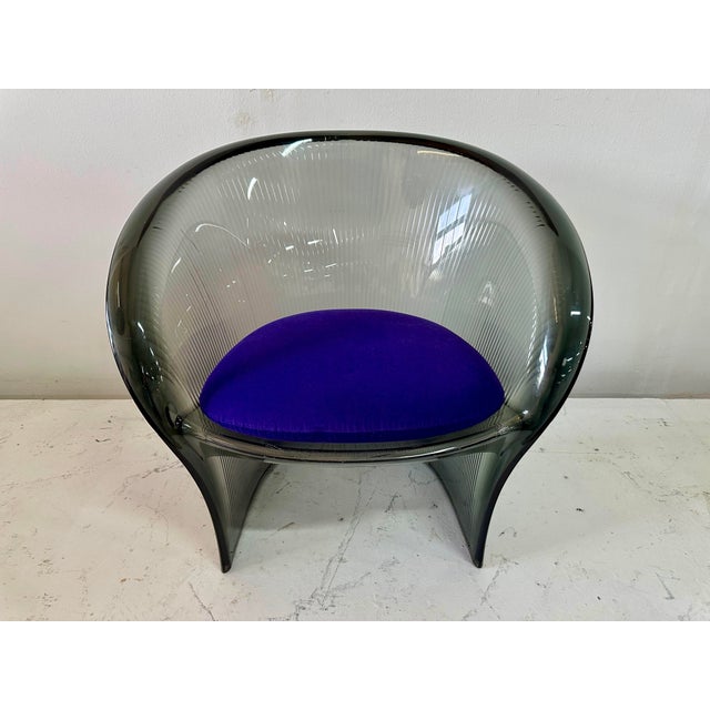 Original Lucite Flower Chair by Pierre Paulin for Magis For Sale In Miami - Image 6 of 9