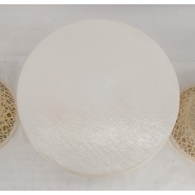 Set 3 Spun Fiberglass Molded Stone Textured 21" Round Top End Side Table Woodard For Sale - Image 14 of 16