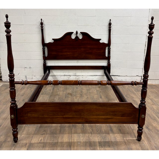 Late 20th Century Vintage Queen or Full Size Convertible Four Poster Pediment Bed For Sale - Image 5 of 13