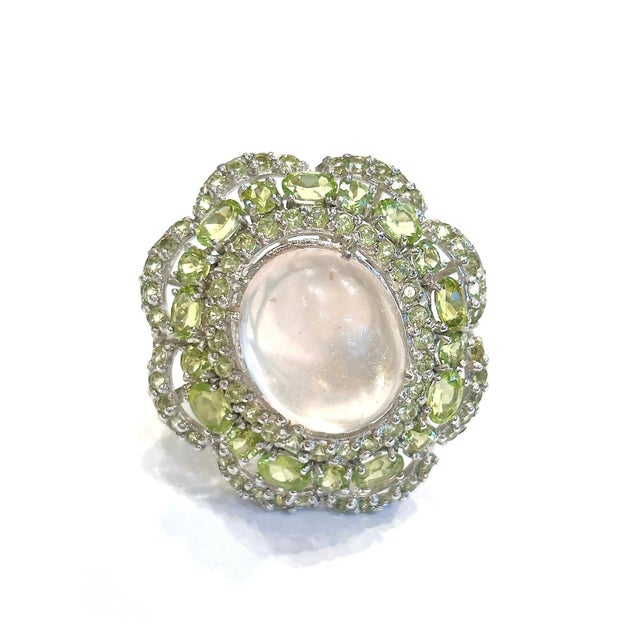 Bochic "Capri" Vintage Pink Quartz & Paridot Cocktail Ring 18K Gold & Silver For Sale - Image 10 of 18