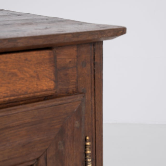 French Louis XV Buffet In Original Patina For Sale - Image 3 of 8