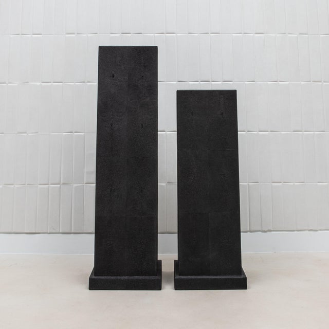 R & Y Augousti Pair of Modern Classic Columns in Black Shagreen by R&y Augousti For Sale - Image 4 of 11