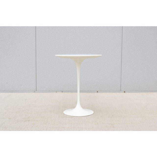 Mid-Century Modern Mid-Century Modern Eero Saarinen for Knoll 16" Round White Tulip Side Table For Sale - Image 3 of 18