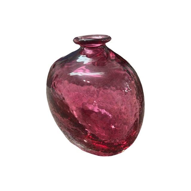 We have for your consideration a very beautiful vintage mid century modern purple glass vase. manufacture is unknown not...