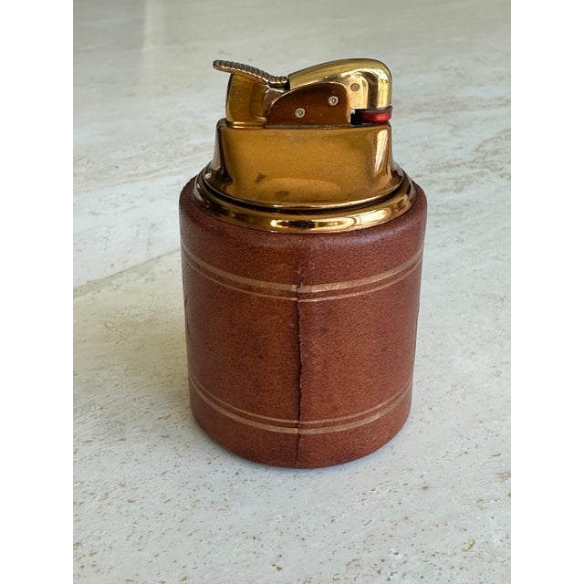 Evans Vintage Yale University Leather Table Lighter For Sale - Image 4 of 5