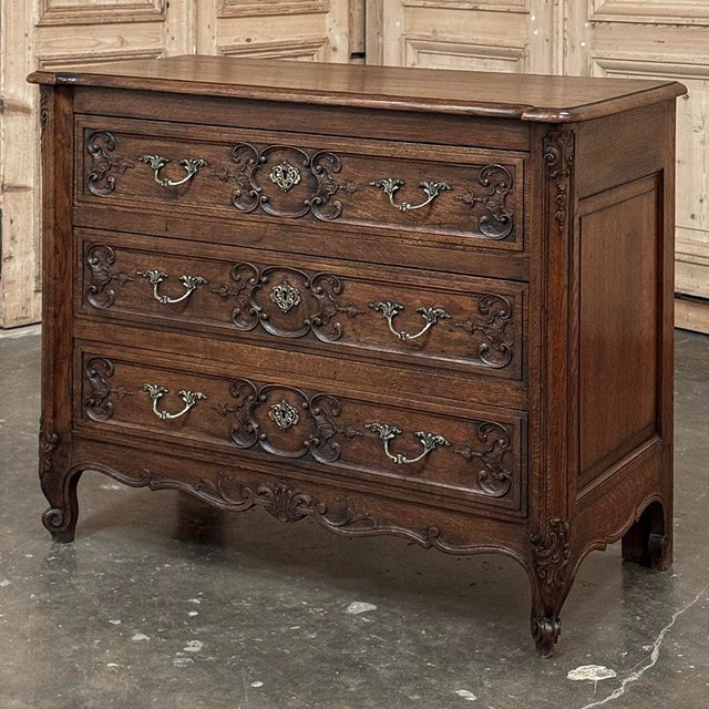 French Provincial Antique Country French Louis XV Oak Commode ~ Chest of Drawers For Sale - Image 3 of 15