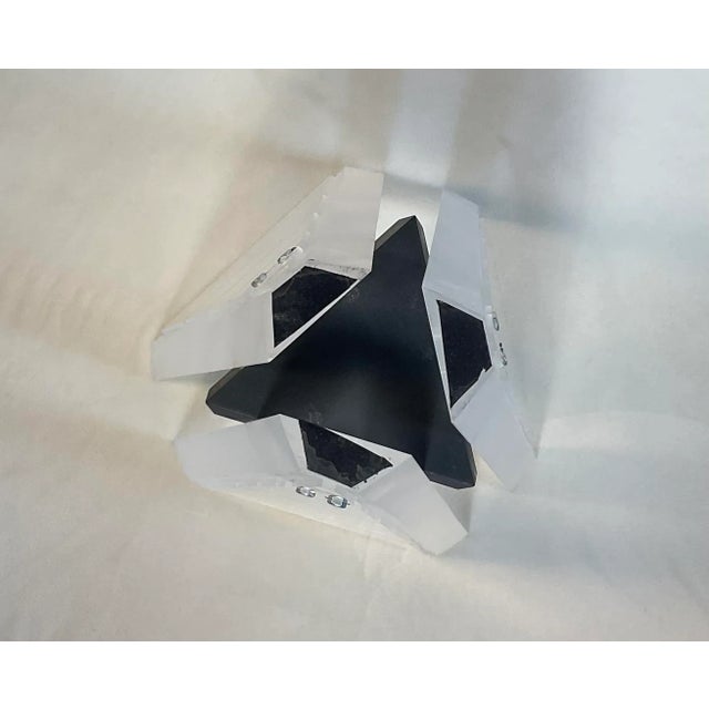 Glass 1970s Vintage Modern Round Accent Table Lucite Triangular Pyramid Base For Sale - Image 7 of 13