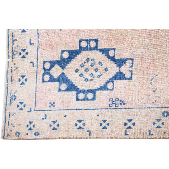 1960s Vintage Persian Distressed Handmade Medallion Pink Wool Rug For Sale - Image 4 of 8