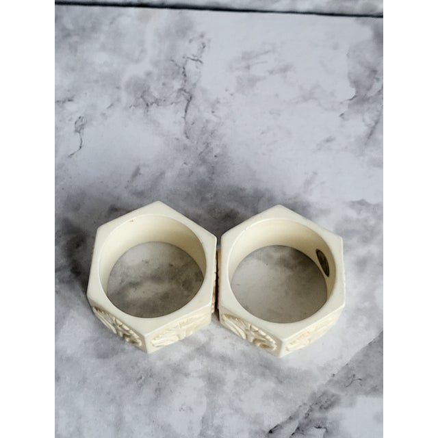 Mid-Century Modern Vintage Celluloid Faceted Floral Napkin Rings - Pair For Sale - Image 3 of 7