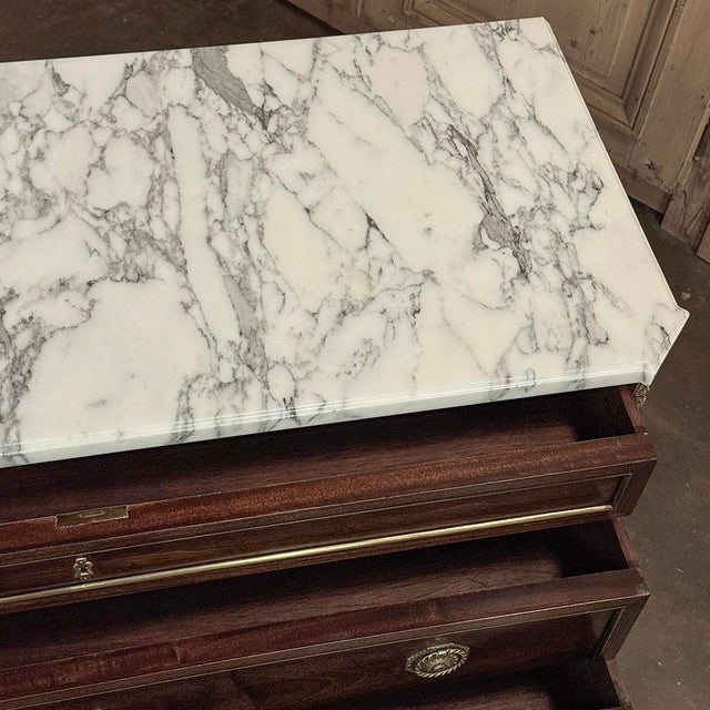 Mid-Century French Mahogany Commode With Carrara Marble Top in Louis XVI Style For Sale - Image 16 of 17