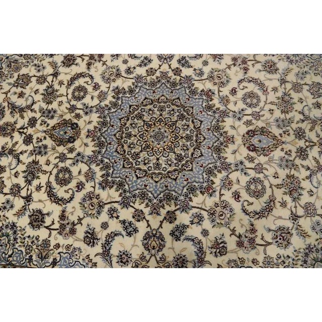 Middle Eastern Hand-Knotted Rug in Silk For Sale - Image 4 of 11