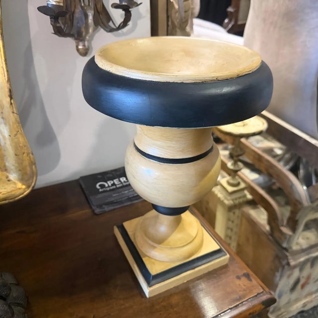 1930s Art Deco Black and White Ivory Lacquered Wood Italian Candlehloders For Sale - Image 9 of 12