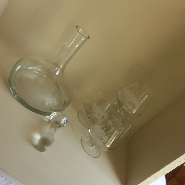 Etched Tall Ship Crystal Decanter With 4 Glasses - Set of 5 For Sale - Image 12 of 13