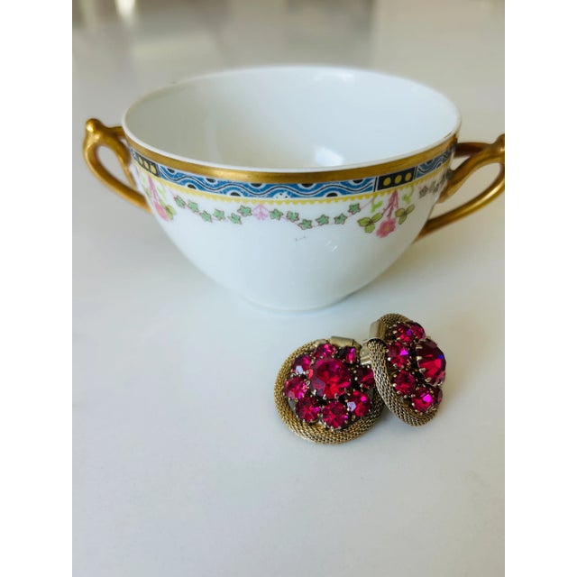Vintage Weiss Magenta Pink Rhinestone Earrings Gold Tone Rhinestone Cluster Clip-Ons, A Pair For Sale - Image 14 of 14