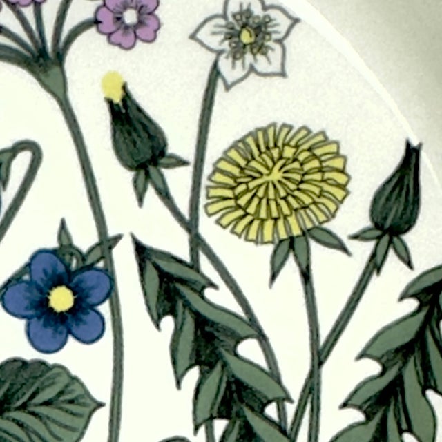 Vintage Arabia Finland "Flora" Stoneware Platter Designed by Esteri Tomula & Ulla Procopé (1979–1981) Mid-Century Scandinavian Design For Sale - Image 10 of 13