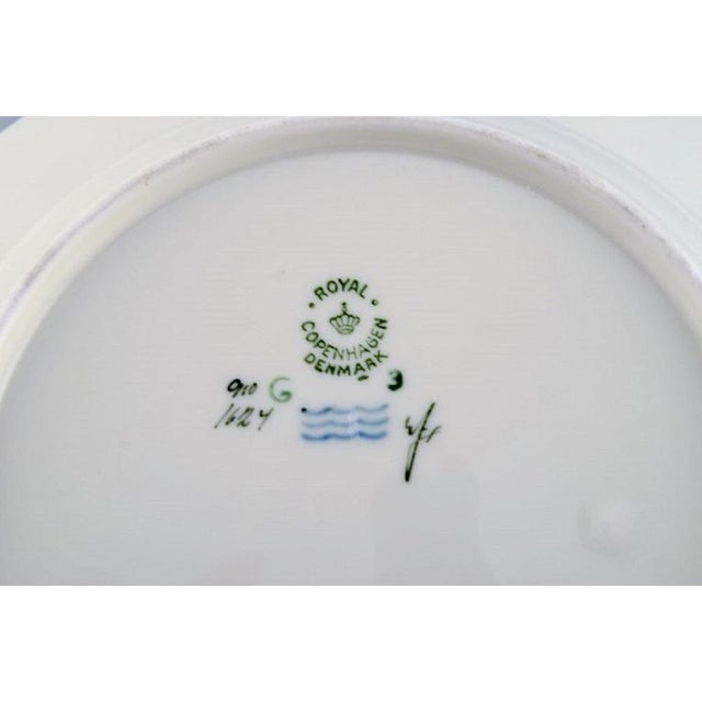 Royal Copenhagen Frijsenborg Lunch Plates in Hand-Painted Porcelain from Royal Copenhagen, 1950s, Set of 5 For Sale - Image 4 of 5