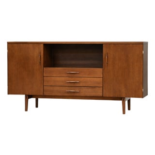 1950s Paul McCobb Planner Group 66” Credenza For Sale