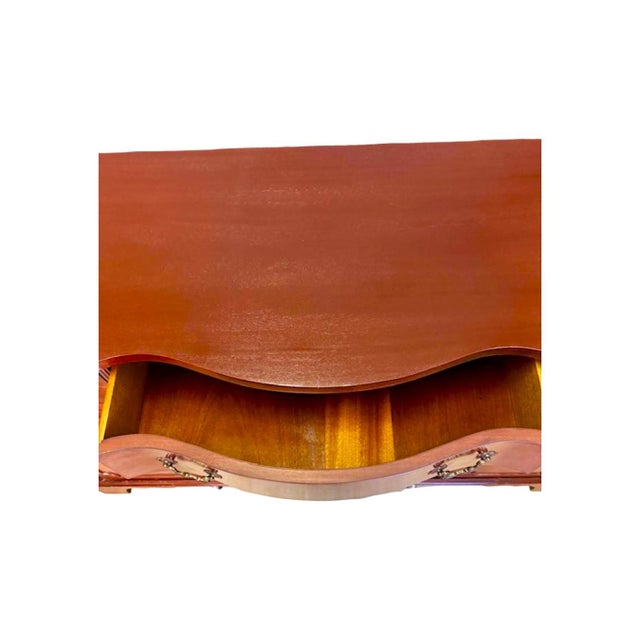 Vintage c.1950's Duncan Phyfe "Style" Red Mahogany Buffet / Sideboard For Sale - Image 10 of 15