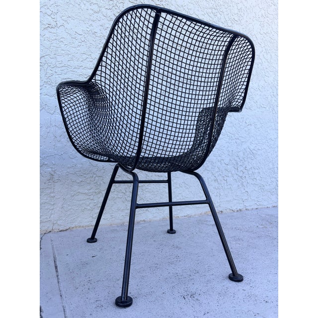 Russell Woodard 1950s Set of 2 Russell Woodard "Sculptura" Black Iron Mesh Dining Armchairs, Attributed For Sale - Image 4 of 7