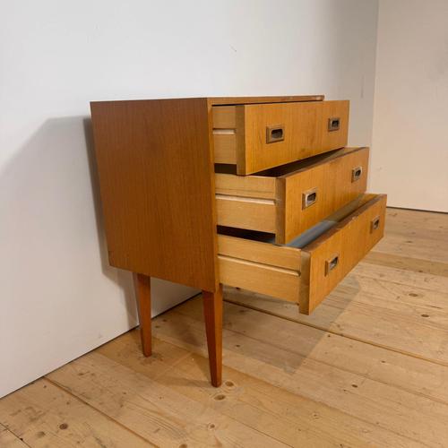 Oak Bedside Table, Denmark, 1960s For Sale - Image 3 of 7