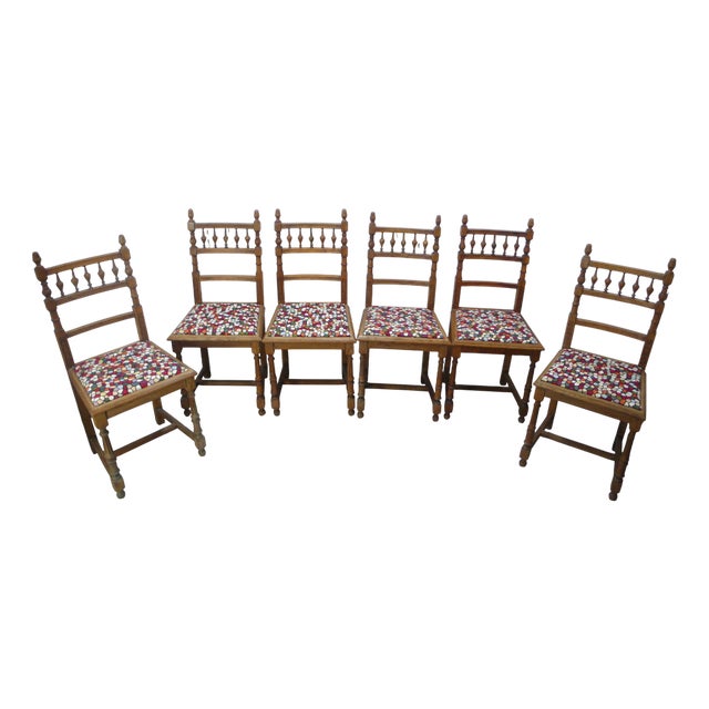 Antique Chairs in Oak, Set of 6 For Sale