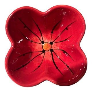 Ceramic Red Glaze Scalloped Flower Bowls For Sale