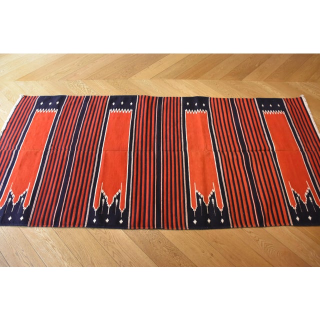 Indian Red, White, and Blue Mehrab Rug, 1970s For Sale - Image 3 of 16