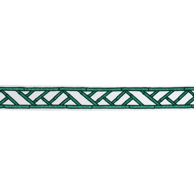 David Kaihoi has improved on a classic with Bamboo Trellis Tape. This two-inch embroidered cotton trim has a graphic...