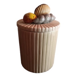 Example of Fitz and Floyd Vessels and Vases