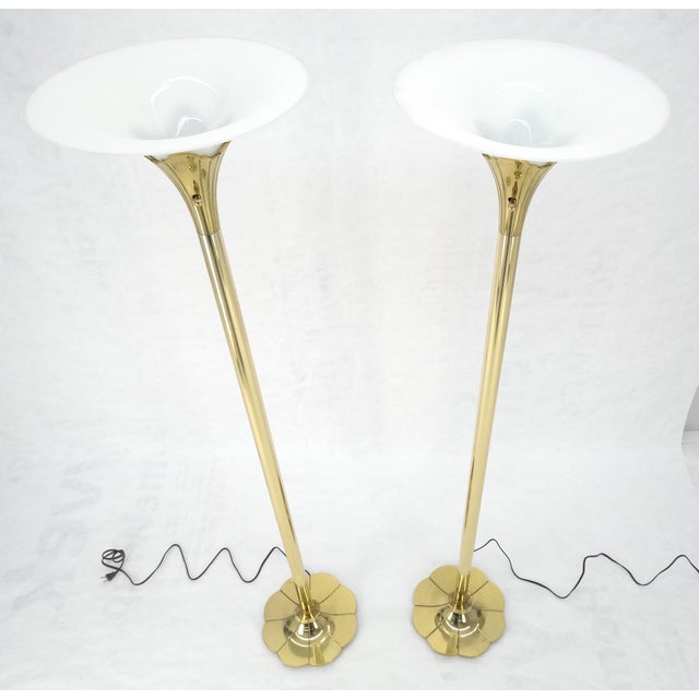 Pair of Clover Shape Base Trumpet Shades Brass Floor Lamps c1970s For Sale - Image 4 of 18