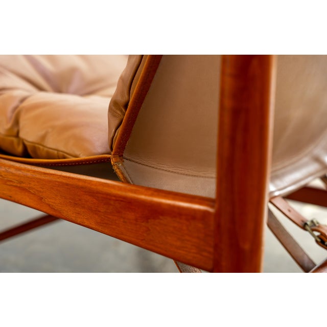 1960s Scandinavian Safari Leather Lounge Chair in Teak, 1960s For Sale - Image 5 of 10