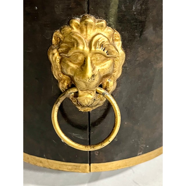 Maison Lancel Vintage French Black Tole Cachepot With Hand-Painted Fruit and Gilt Scalloped Rim Lion Head Ring Handles For Sale - Image 11 of 17
