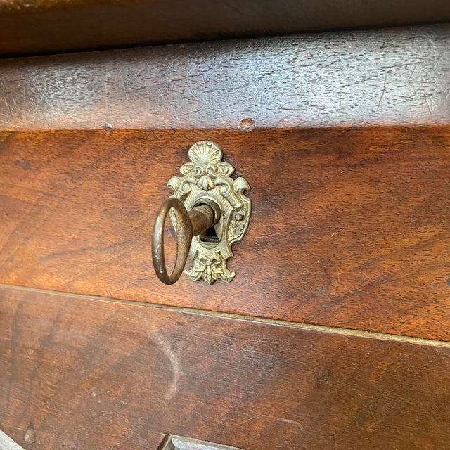 19th Century French Louis XV Carved Walnut Side Table For Sale In Portland, ME - Image 6 of 9